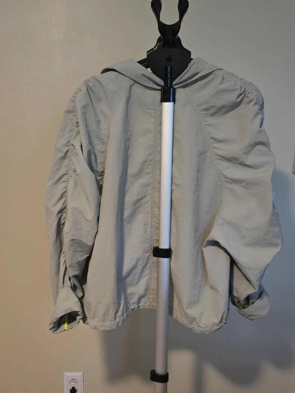 Light Green Women's Zip-Front Jacket with Yellow Trim